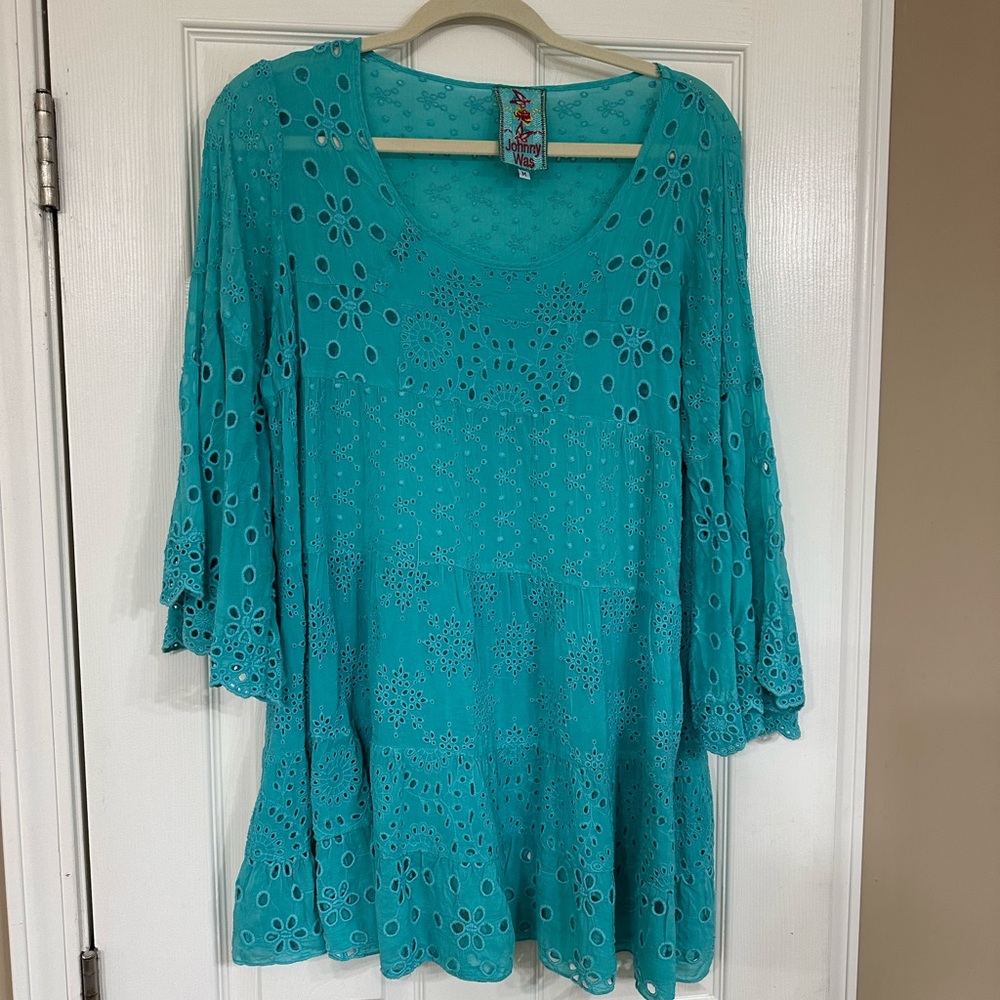 Johnny Was Aqua Rayon Eyelet Tunic Blouse EUC